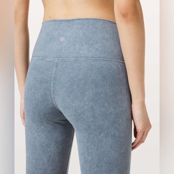 Lululemon Wunder Under High-Rise Tight 25" *Full-On Luxtreme - Picture 3 of 10